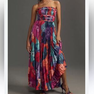 Hutch Sabina Floral Tiered Plissé Gown Dress size 8